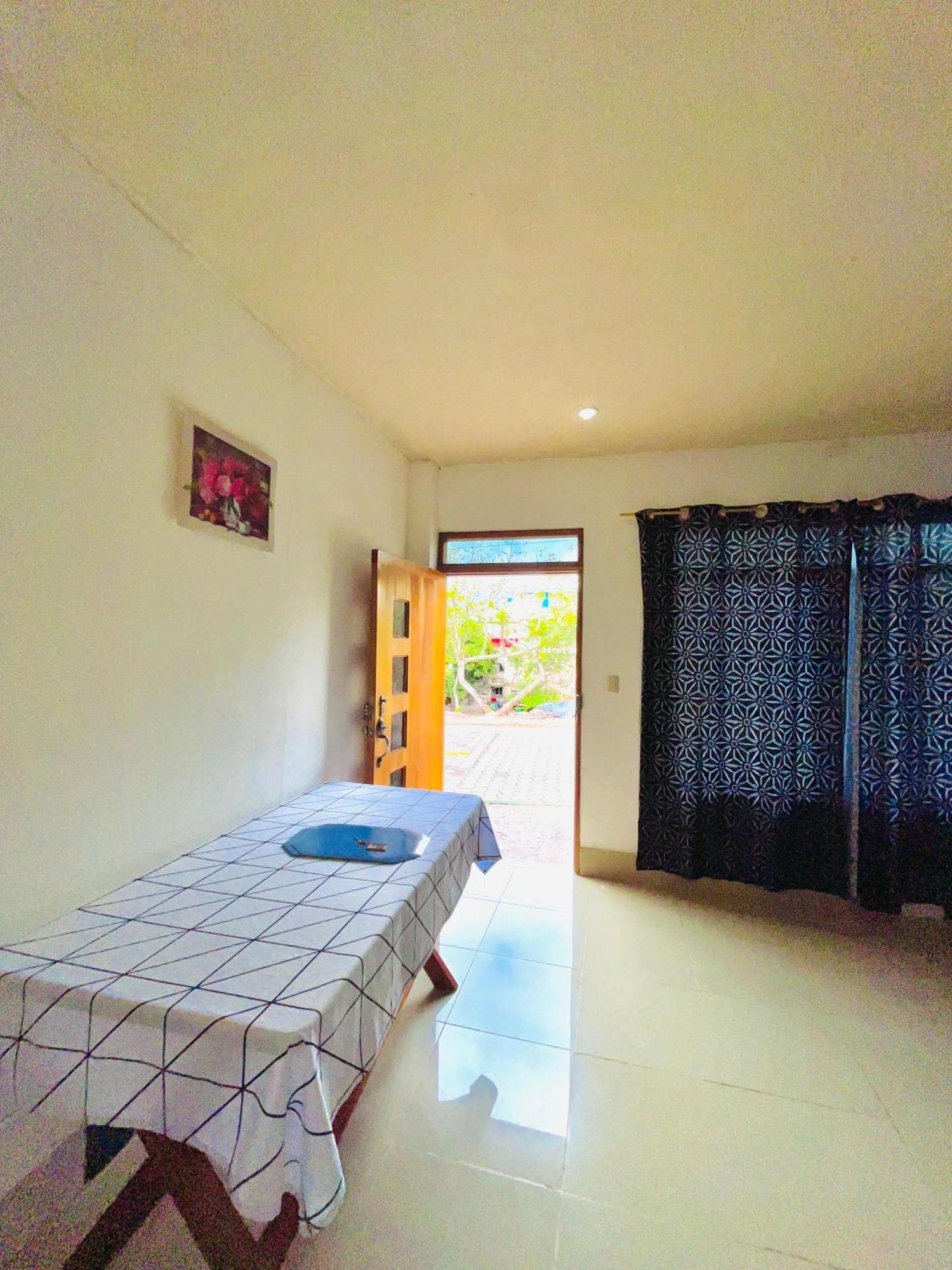 プエルト・バケリソ・モレノ Casa En San Cristobalヴィラ エクステリア 写真